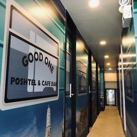 Hostel Good One Poshtel & Cafe Bar Bangkok Zewnętrze zdjęcie