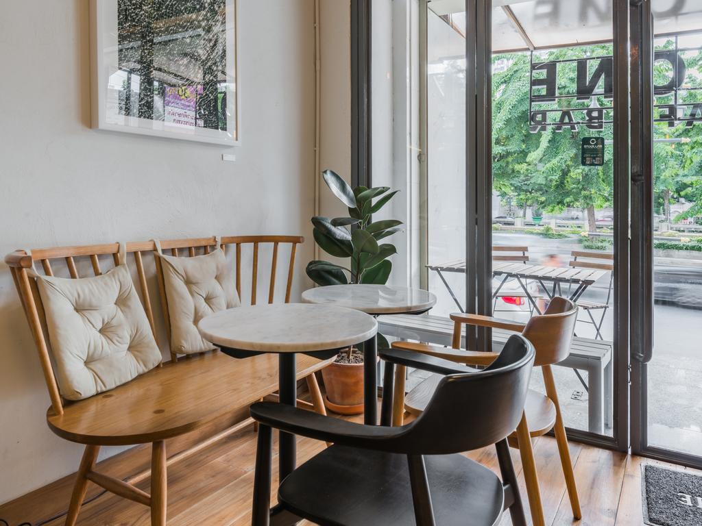 Hostel Good One Poshtel & Cafe Bar Bangkok Zewnętrze zdjęcie