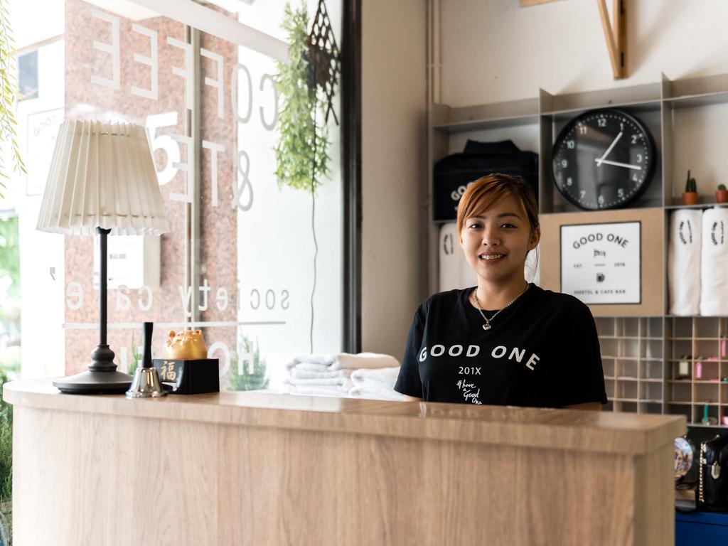 Hostel Good One Poshtel & Cafe Bar Bangkok Zewnętrze zdjęcie