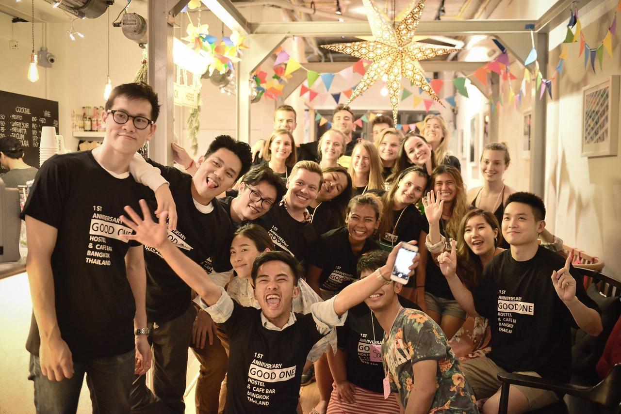 Hostel Good One Poshtel & Cafe Bar Bangkok Zewnętrze zdjęcie