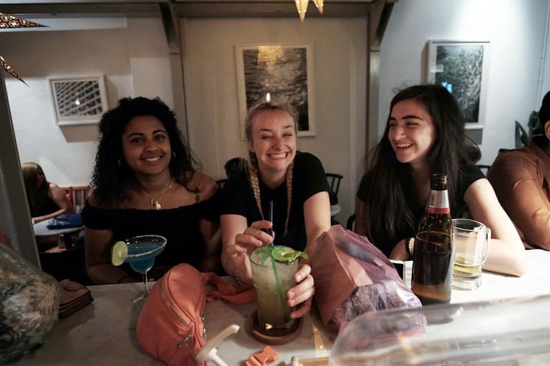 Hostel Good One Poshtel & Cafe Bar Bangkok Zewnętrze zdjęcie