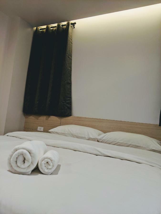 Hostel Good One Poshtel & Cafe Bar Bangkok Zewnętrze zdjęcie