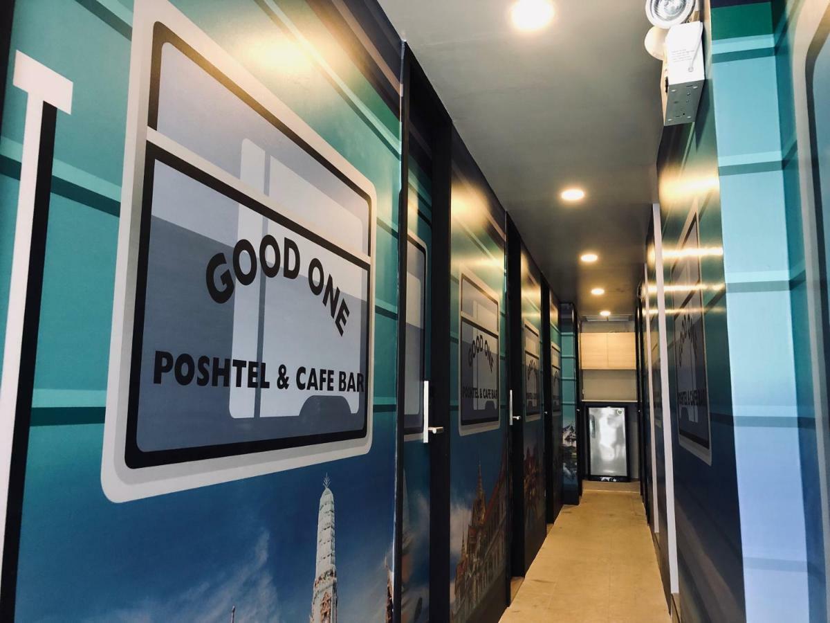 Hostel Good One Poshtel & Cafe Bar Bangkok Zewnętrze zdjęcie
